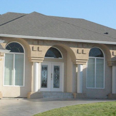 Royal Bed & Breakfast Penticton Bagian luar foto
